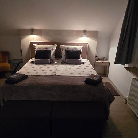 Bed & Breakfast Ravelin Rees Buitenkant foto