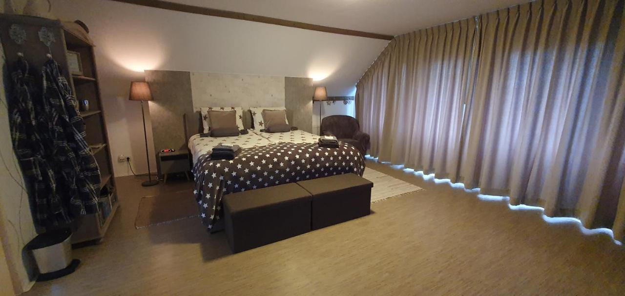 Bed & Breakfast Ravelin Rees Buitenkant foto