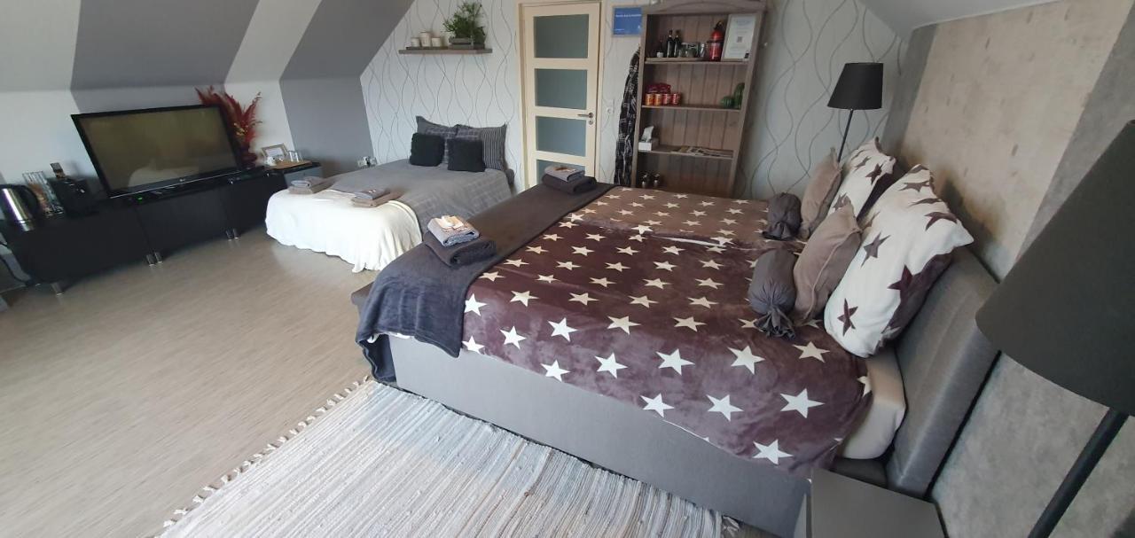 Bed & Breakfast Ravelin Rees Buitenkant foto